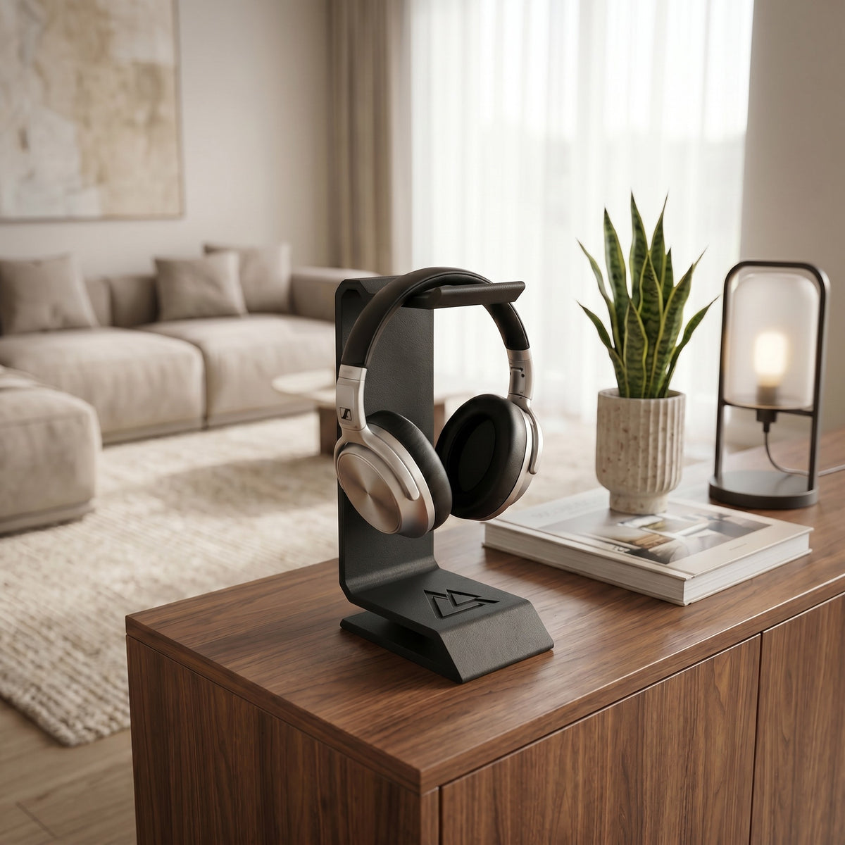 Stealth Headphone Stand – Modern Gaming Headset Desktop Holder